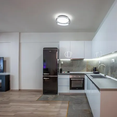 Maison 54 - Modern In Thessaloniki! דירה סלוניקי