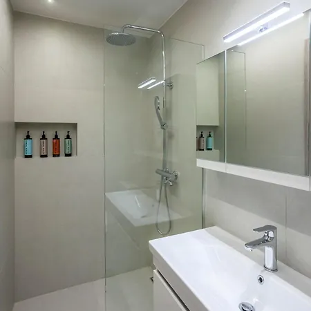 Διαμέρισμα Maison 54 - Modern In Thessaloniki!