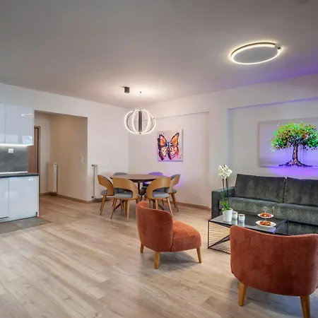 Maison 54 - Modern In Thessaloniki! *