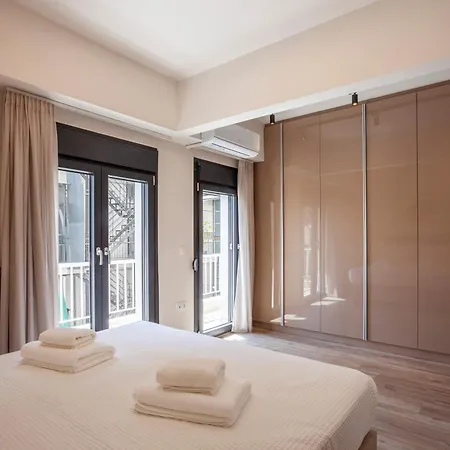 Maison 54 - Modern In Thessaloniki! * סלוניקי